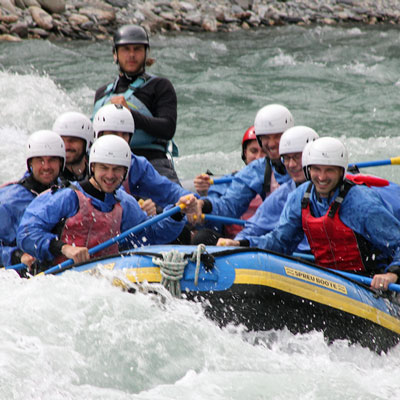 Riverrafting-Ilanz-Halbtagestour.jpg